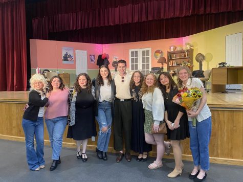 Celebrity Guest Ryan McCartan and Samantha Fekete took a picture alongside the cast of Steel Magnolias.

Pictured (left to right): Milan Bonilla, Alyssa Cerezo, Rhylee Smith, Samantha Fekete, Ryan McCartan, Piper Lord, Abby Lane, Janelle Medina, Hailee Walker.