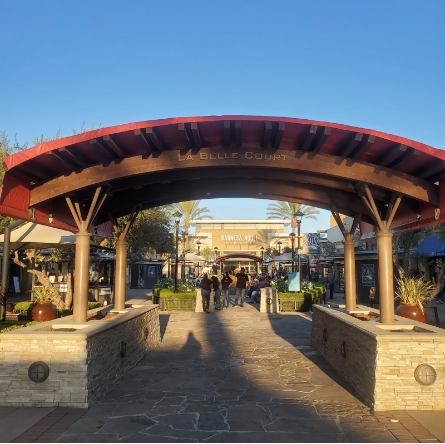 After school, The Shoppes, located in Chino Hills, is filled with students spending time with their friends. “I like to go to the Shoppes because it gives me time to study and I get to hang out with friends too,” Micah Luck (12) said.
