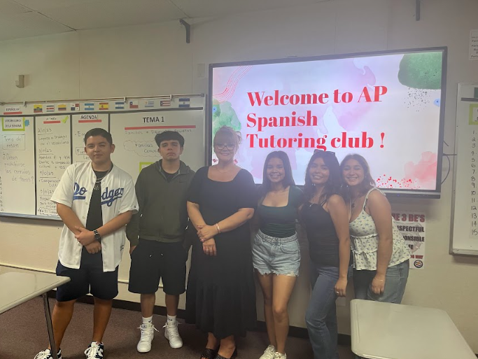 The+AP+Spanish+tutoring+club+is+a+safe+space+for+people+to+learn+about+the+Hispanic+language+and+culture+that+is+taught+in+the+AP+Spanish+class.+They+also+help+students+who+may+be+struggling+in+their+AP+Spanish+classes+to+succeed+in+tests.