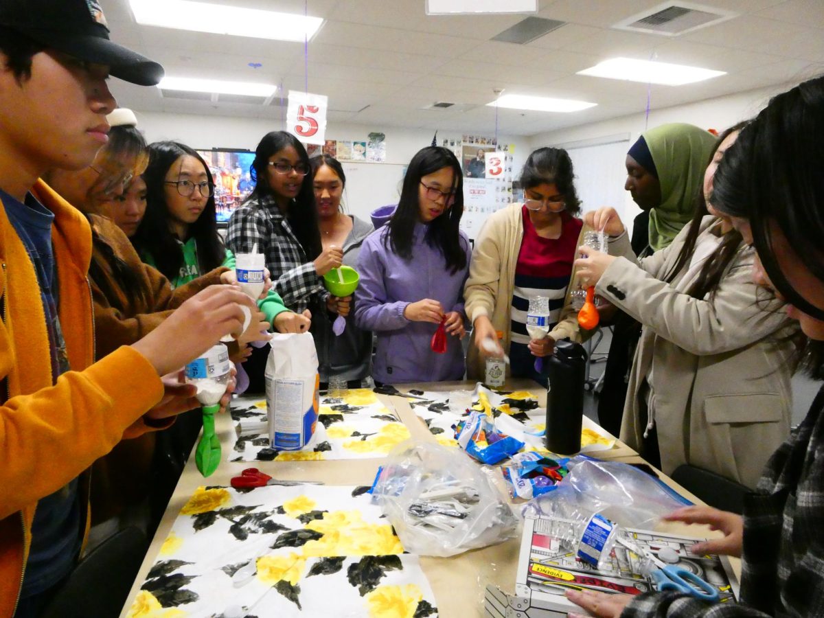 Dear Asian Youth members (from left to right) Yerin Oh (11), Anusha Sivadalla (11), Peyton Choi (11), Jessie Zeng (11), Sarayu Medasani (10), and Dania Nasreldeen (11) make stress balls for children in need from Vietnam. The goal of this activity was to spread awareness about the habits of smoking and the harms that it causes. “I found out that there was an organization and basically, they spread awareness about the habits of smoking, and they had a lot of events going towards kids in Vietnam.” Club president James Lam (11) said. 