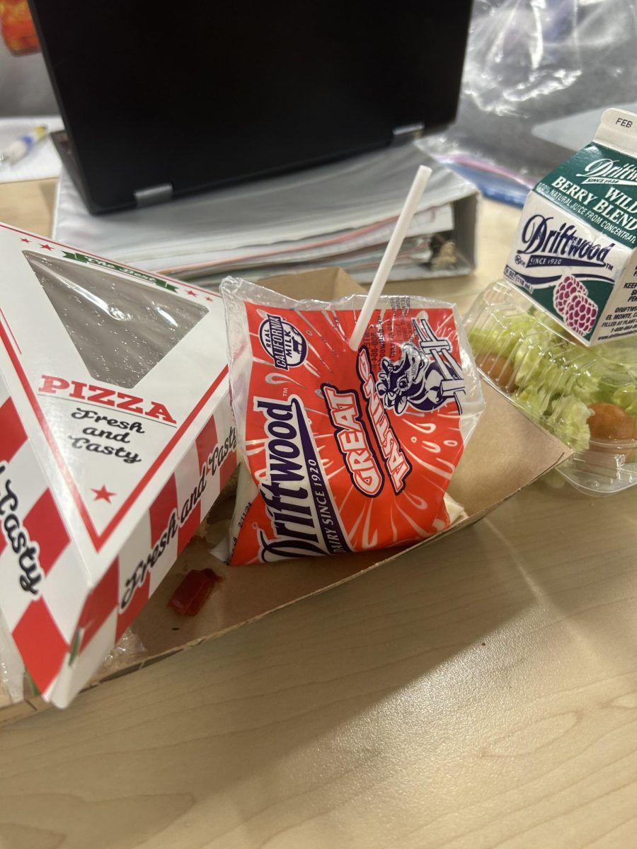 As students continue to explore their school lunch options, many were shocked to see the new addition of bagged milk. Replacing the previous carton milk with a new plastic bag, students are wary of choosing this option for their daily diet. 