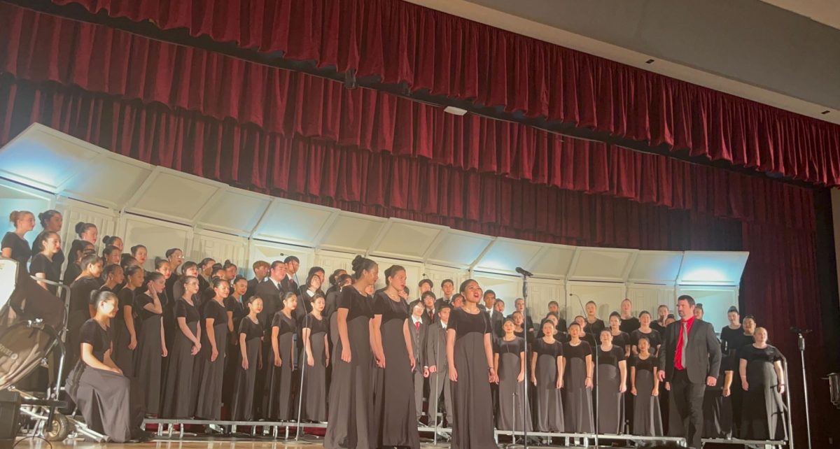 Concert+Choirs+performs+their+rendition+of+Death+Came+A-Knockin%2C+featuring+soloists+Alex+Sacramento+%2812%29%2C+Brooklee+Harris+%2811%29%2C+Amanda+Lyn+%289%29.