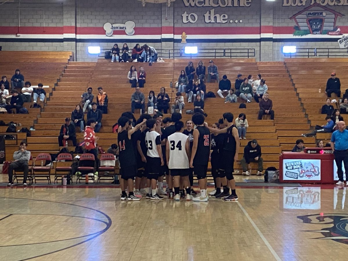 After pushing through a close game, the JV Boys Volleyball team finished the week winning both of their games. They left the crowd at the edge of their seats during the tight game against the Los Osos Grizzlies where they won 2-1.
