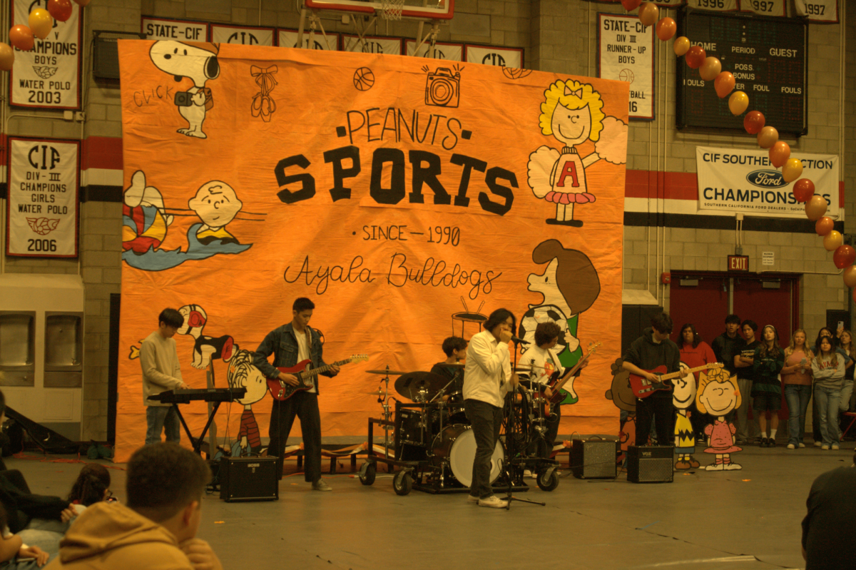 The second rally of the year which had the theme of "Peanuts" recognized winter sports, with different rally games and performances as well. "I do think that the juniors' class competition [performance] was really good, but I would say that everyone did great and put in a lot of effort," Kieza Martinez (10) said. "It definitely takes a lot to perform in front of a crowd so i'm very proud of everyone."