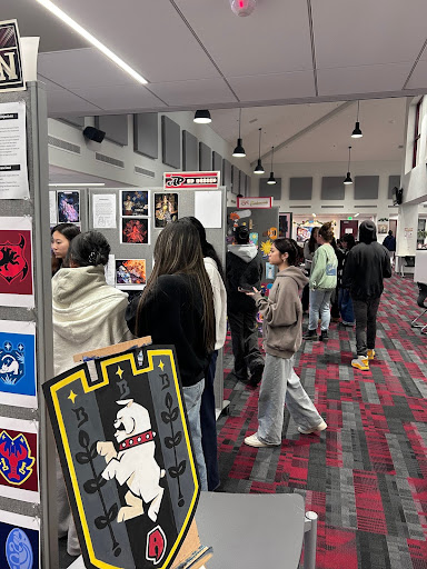 Students walk around and take in the beauty of the artworks. “All the really nice use of color makes all the artwork eye-catching,” Amari Bradford (12) said. 